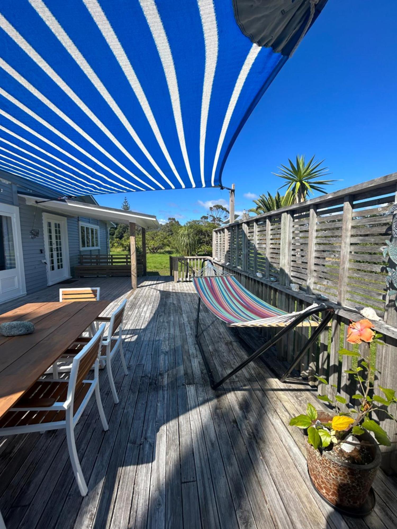 Green Turtle Cottage Pukenui Exterior photo